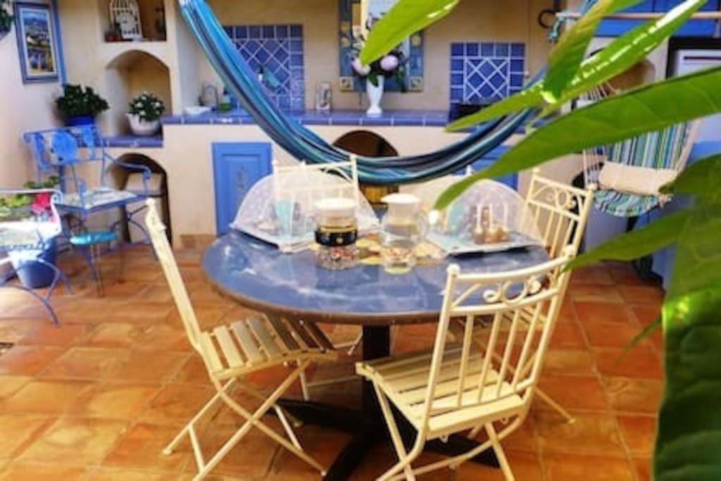 Nouveau ! Chambre D'Hote Insolite Privee " Coeurs De Pirates A Bali En Provence" Spa Sauna Massages Dans Cadre Exotique D'Amenagements Exterieurs D'Exception Ete Comme Hiver Bienvenue !!! Cavalaire-sur-Mer Dış mekan fotoğraf