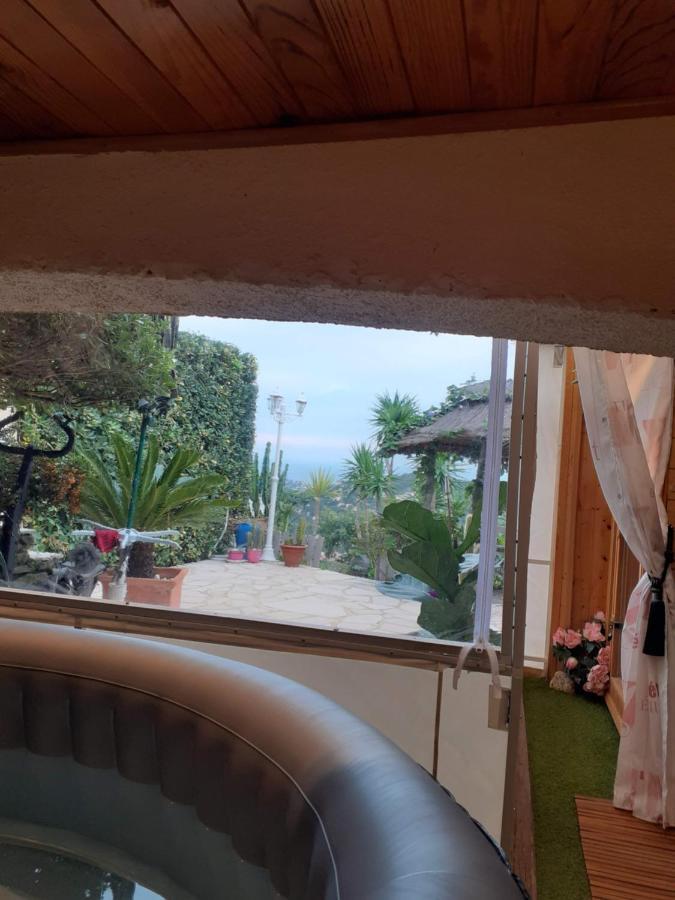 Nouveau ! Chambre D'Hote Insolite Privee " Coeurs De Pirates A Bali En Provence" Spa Sauna Massages Dans Cadre Exotique D'Amenagements Exterieurs D'Exception Ete Comme Hiver Bienvenue !!! Cavalaire-sur-Mer Dış mekan fotoğraf