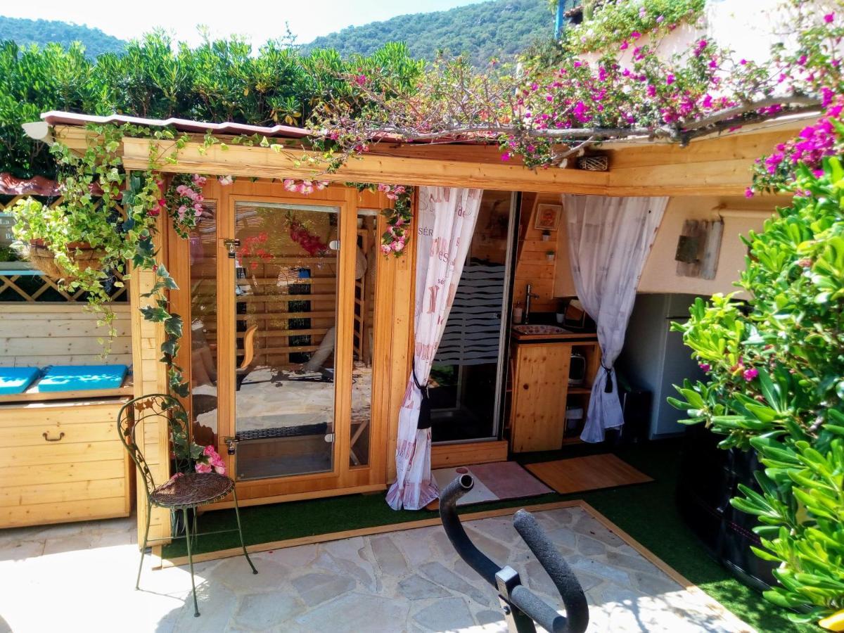 Nouveau ! Chambre D'Hote Insolite Privee " Coeurs De Pirates A Bali En Provence" Spa Sauna Massages Dans Cadre Exotique D'Amenagements Exterieurs D'Exception Ete Comme Hiver Bienvenue !!! Cavalaire-sur-Mer Dış mekan fotoğraf
